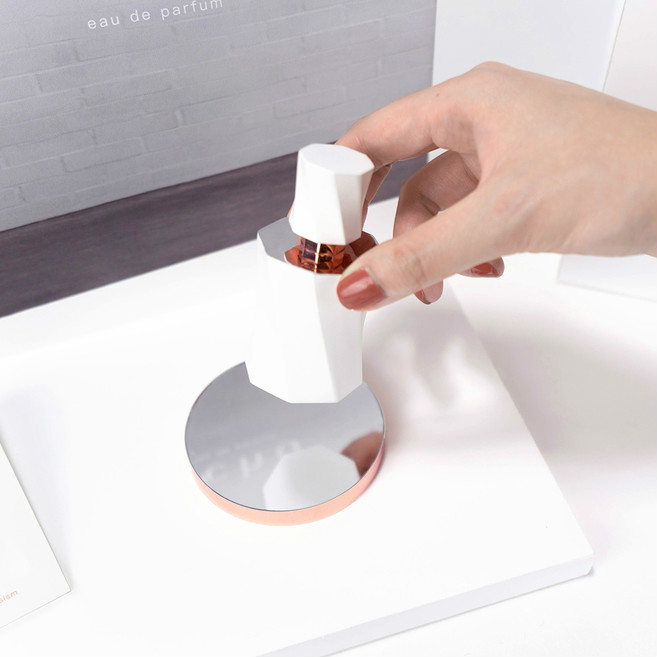 化妝品包裝瓶定制廠家告訴你,聚酯塑料成為容器包裝市場發展的新常態