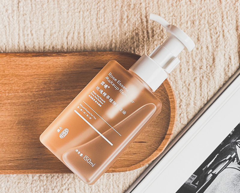 把精油融入每一件護(hù)膚品，消費(fèi)者會(huì)為此買單嗎？